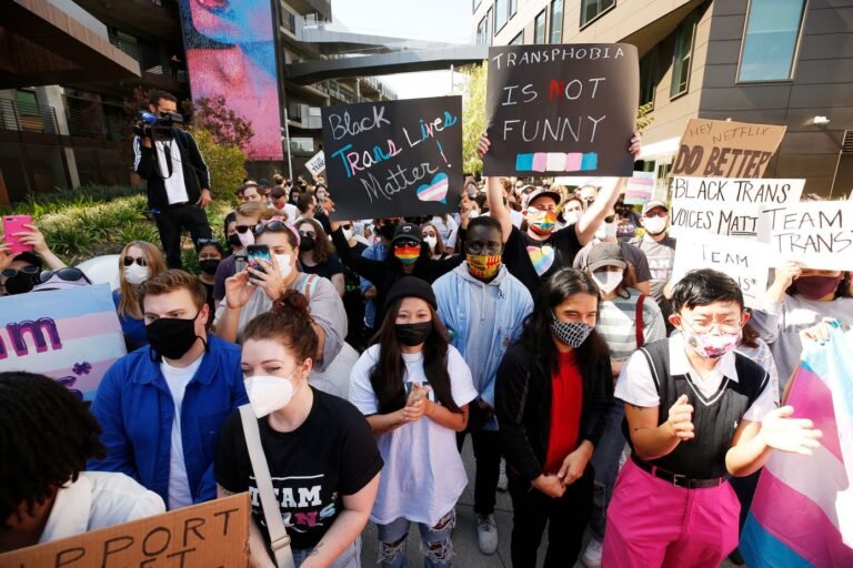 Netflix Çalışanları Trans Dayanışması İçin Yürüyüş Düzenledi, İsteklerini Sıraladı (Video)