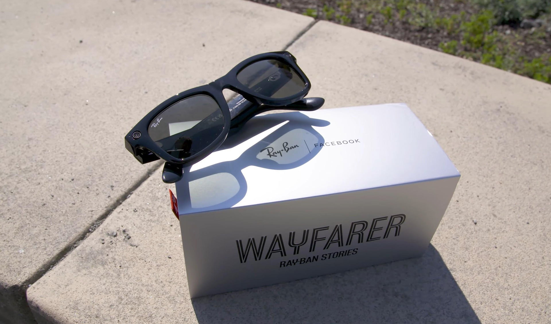 Met Ray-Ban Glasses