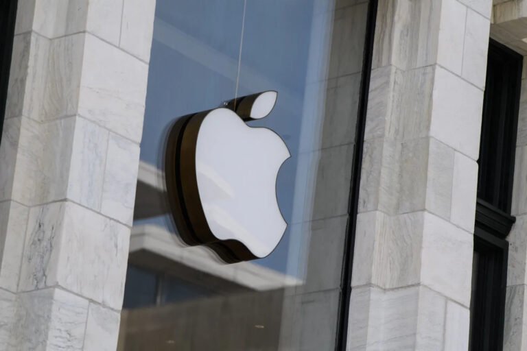 ‘’Kelebek Tuş Tasarımı’’ Apple’a Pahalıya Patladı!