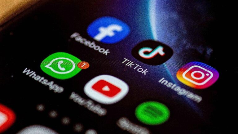 Gençler Haberler İçin Instagram, TikTok ve Youtube’u Seçiyor