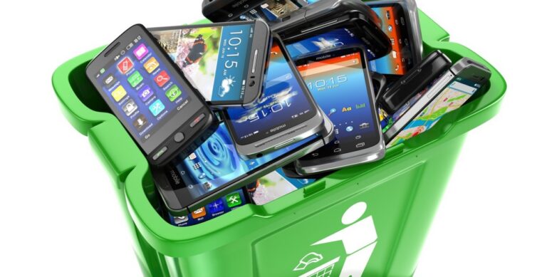 Bu Yıl 5 Milyardan Fazla Cep Telefonu Çöpe Gidecek!