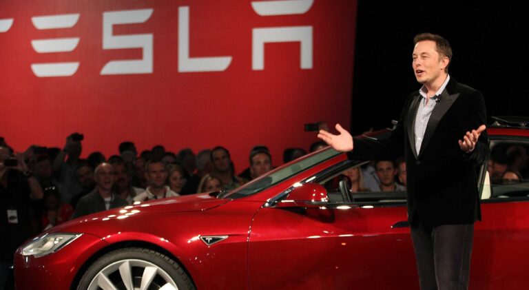 Musk, Tesla Hisselerini Satmaya Devam Ediyor!