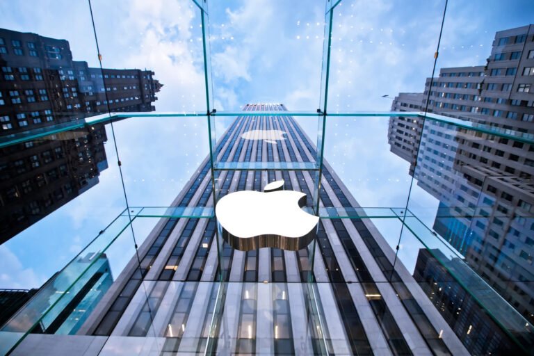 Apple’ın Piyasa Değeri Alphabet, Amazon ve Meta’nın Toplamını Geçti!