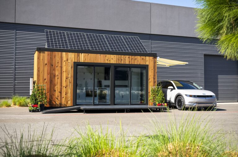 Hyundai, Elektrikli Araçlar İçin Evde Şarj Sistemini Başlatıyor