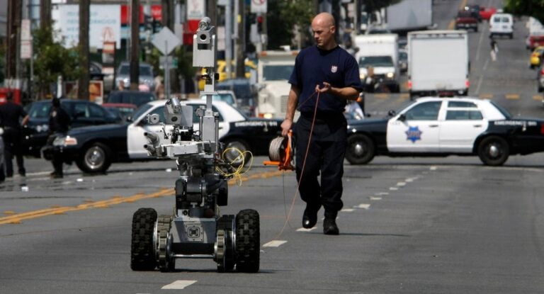 San Francisco ‘‘Katil Robotlar’’ Konusunda U Dönüşü Yaptı