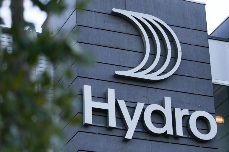 Norveçli Şirket Hydro, Endüstriyel Tesislere Enerji Sağlamak için Rüzgâr Santrali Kurmayı Planlıyor