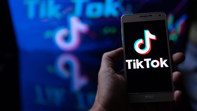 TikTok, DM Ayarlarını Sessizce Güncelledi: Kimin Mesaj Gönderebileceğini Seçebileceksiniz