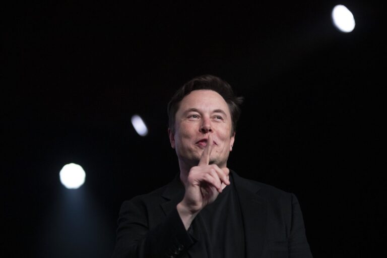 Eleştir ve Kovul: Twitter’da Musk Yönetimi