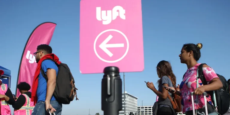 Lyft, İş Gücünde Azalmaya Gidiyor