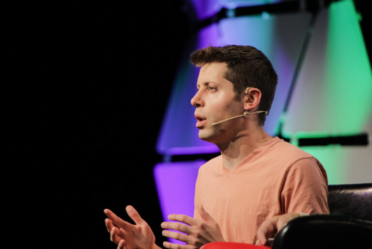 OpenAI CEO’su Sam Altman, Uzaktan Çalışma “Deneyinin” Bir Hata Olduğunu ve “Bittiğini” Söyledi