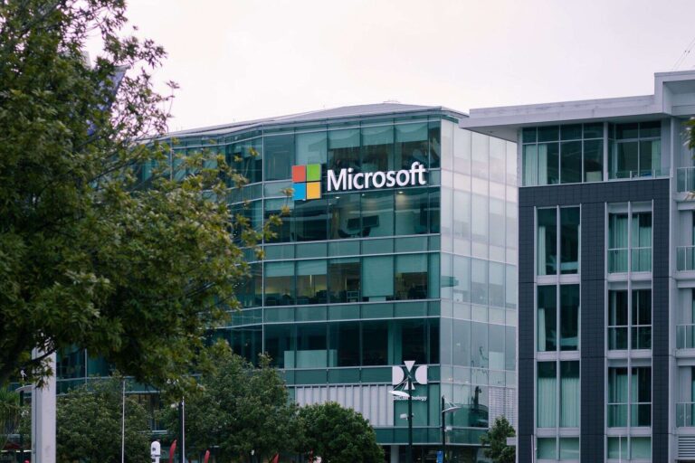 Microsoft, Karbondioksit Emisyonları için Ödeme Yapacak