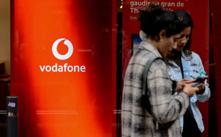 Vodafone ile Microsoft, Yapay Zeka ve IoT için 1,5 Milyar Dolarlık Anlaşma İmzaladı