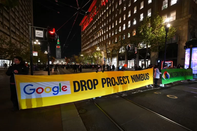 Google Çalışanları İsrail Hükümetiyle Yapılan “Bulut Sözleşmesi”ni Protesto Ediyor