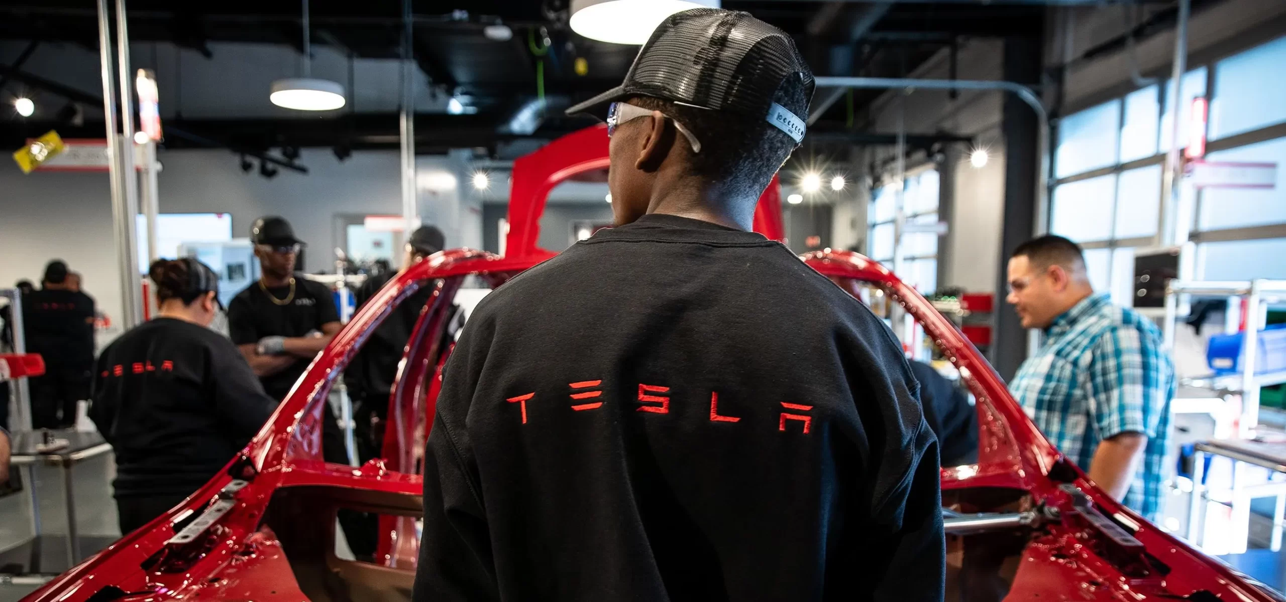 tesla çalışan