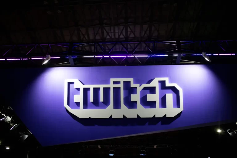 Twitch, TikTok Benzeri Bir Keşif Akışı Sunuyor