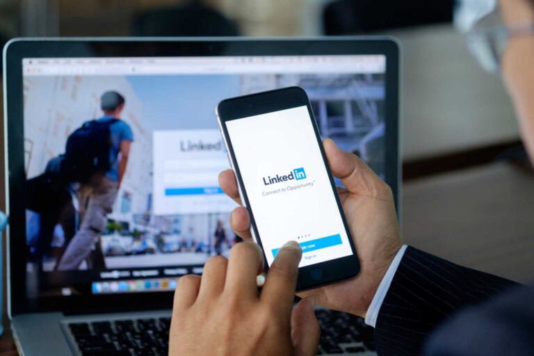 LinkedIn Mobilde Belirli DM’leri Yanıtlama Seçeneğini Sundu