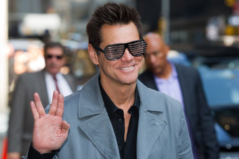 Jim Carrey Sanat ve Modern Tasarım Koleksiyonunu Açık Artırmaya Çıkarıyor