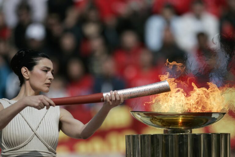 Olimpiyat Meşalesi’nin Sönmeyen Gizemi: Gelenek ve Teknolojinin Buluşması