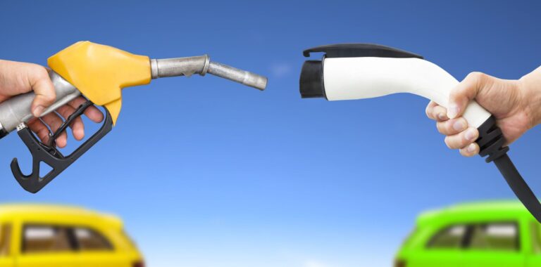 E-Yakıtlar: Araçlarımızın Yakıtı Değişiyor mu?