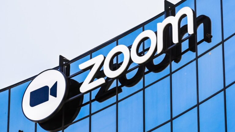 Zoom Sınırları Aştı: Webinarlarda 1 Milyon Kişi Bir Arada!