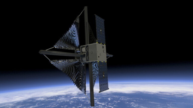 NASA, Tamamen Işıkla Hareket Eden Uzay Yelkenini Konuşlandırıyor