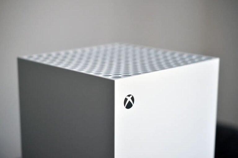 Beyaz, Disksiz Xbox Series X’e İlk Bakış