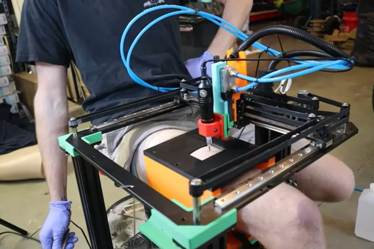 YouTuber, 3D Yazıcıdan Dövme Makinesi Yaptı!