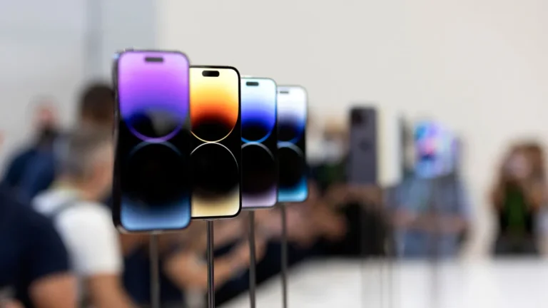 Apple, Yeni iPhone SE ve PowerBeats Pro 2’yi 11 Şubat’ta Tanıtabilir!