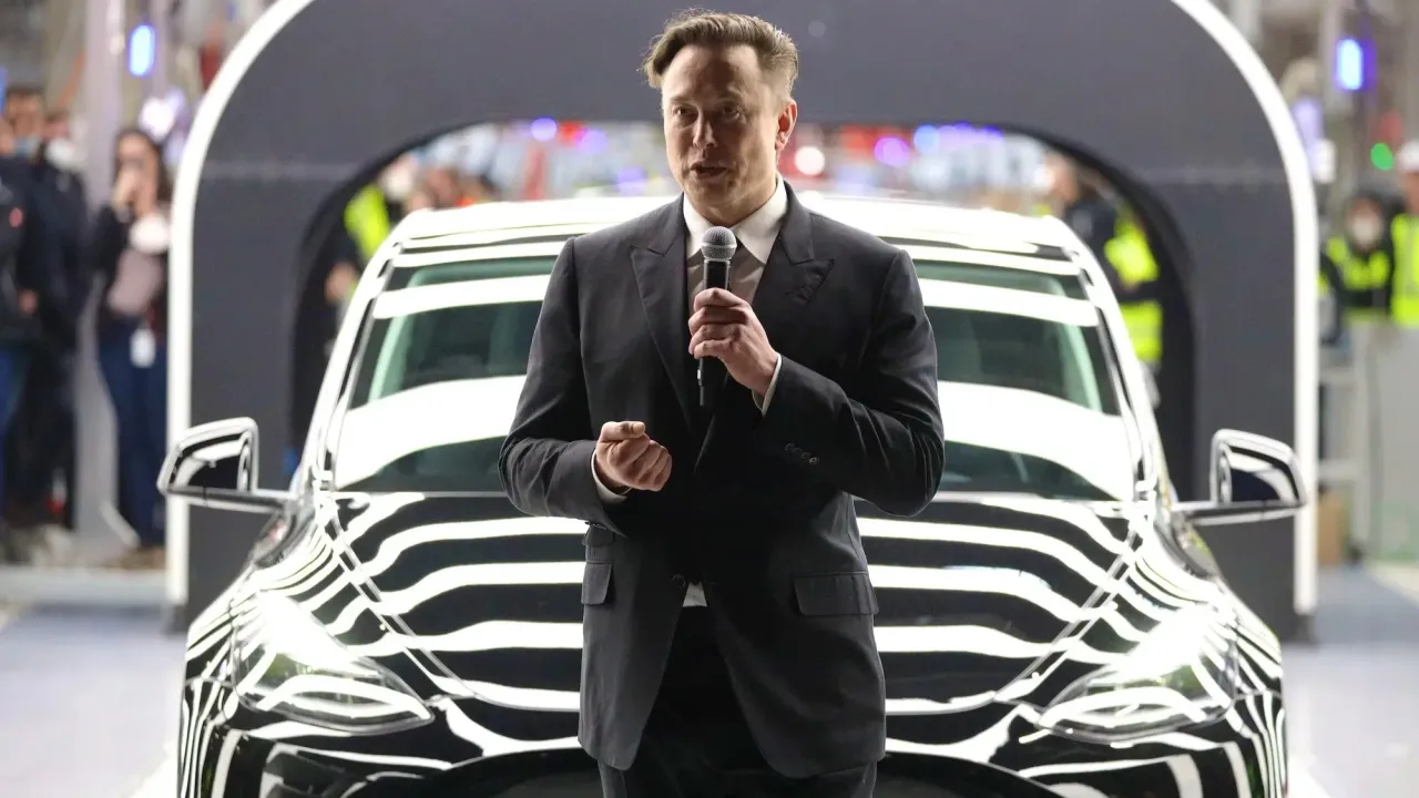 Elon Musk'ın Düşüşteki Rolü Ne?