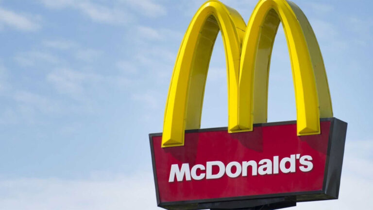 McDonald’s Yapay Zeka Yatırımları: Uç Bilişim, Sesli Sipariş ve Daha Fazlası!