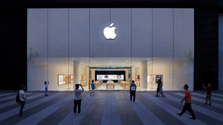 Apple, iPhone Çıkış Takvimini İkiye Bölmeyi Planlıyor