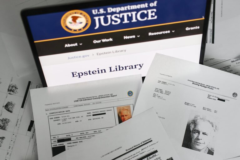 Epstein Mağdurları Google’a Toplu Dava Açtı!
