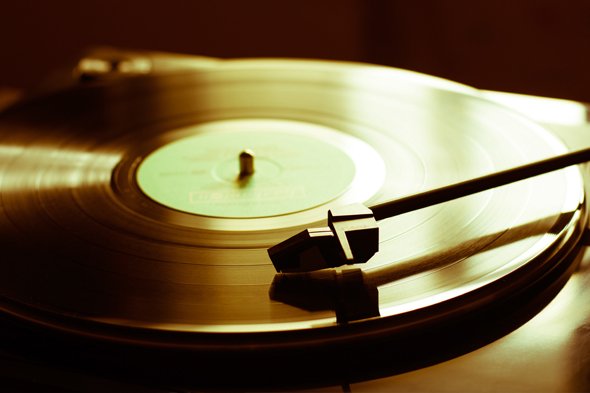 Müziğin Evrimi: Kasetlerden Algoritmalara