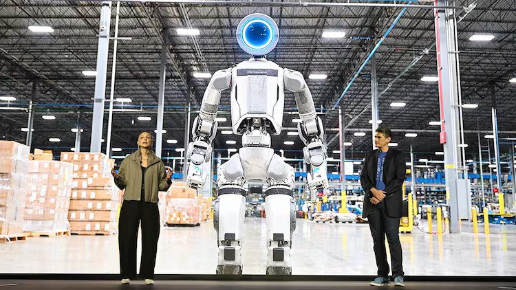 Boston Dynamics, Atlas geliştirme modelini ilk kez çalışırken gösterdi