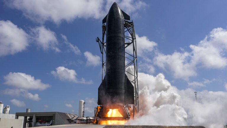 SpaceX’in Dev Roketi Starship V3 Bu Gece İlk Kez Fırlatılıyor: Ay Yolculuğunun Kapısı Açılıyor mu?