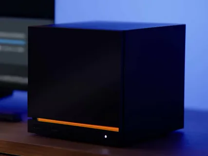 Valve, Steam Machine için ön siparişleri açıyor, başlangıç fiyatı 1.049 dolar.