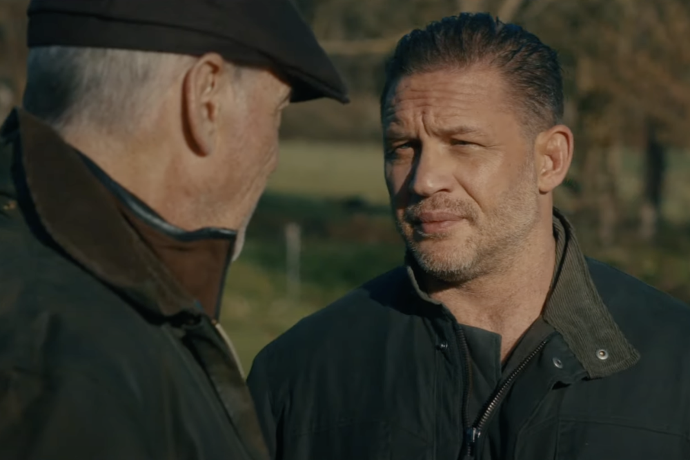 MobLand dizisinin başrollerini dünya yıldızları Tom Hardy, Pierce Brosnan ve Helen Mirren paylaşıyor.