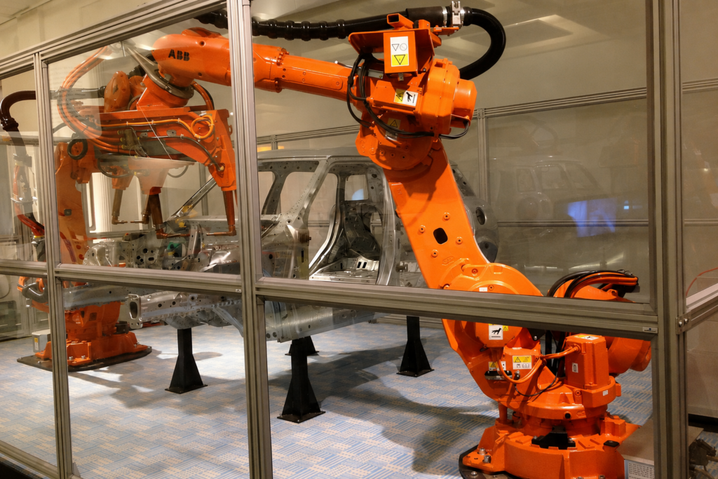 Meta Veri Merkezi Robotları