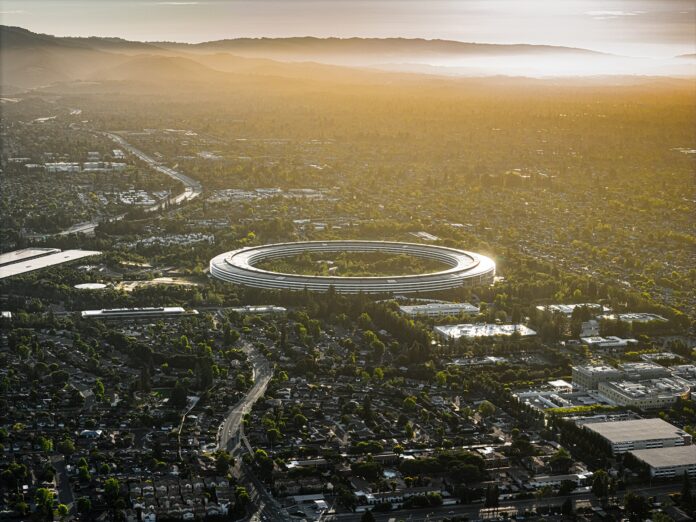Görsel: Wikimedia Commons, CC0 (Apple Park)