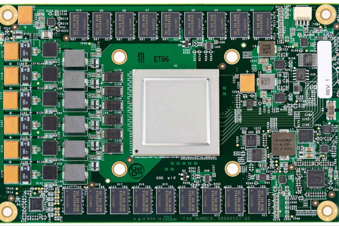 Google Cloud TPU çipi yakın çekim