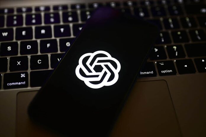 OpenAI, 1,2 trilyon dolarlık değerlemeyle yeni fon turu görüşüyor