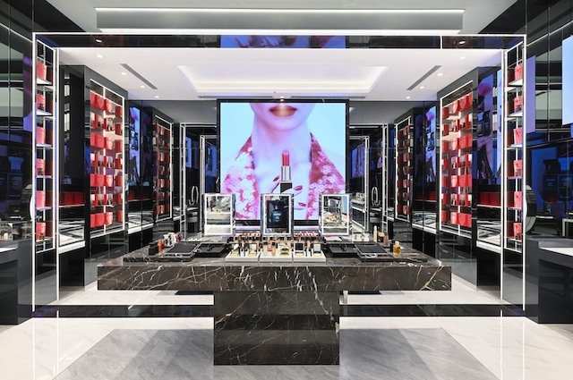 Estée Lauder, Bulut ve Yapay Zekâ Dönüşümü İçin Microsoft ile Ortaklık Kurdu