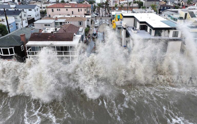 Süper El Niño Deniz Sıcaklığında Rekor Kırdı, Zirveye Haftalar Var