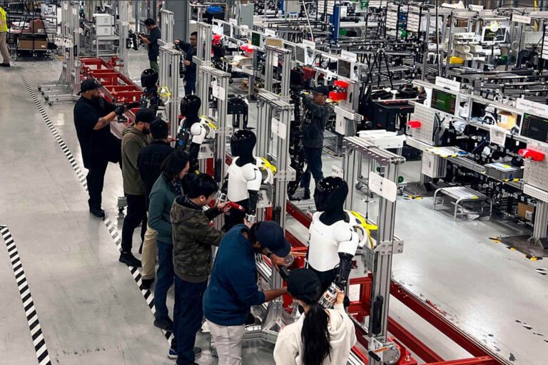 Tesla Optimus İçin Ön Sipariş Aralık Başında Açılabilir: Teslimat 2027 Sonunu Bulabilir