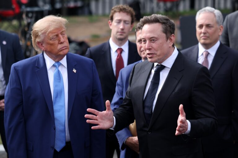 TikTok, Alex Gibney’nin Elon Musk Belgeselinin Hesabını Kalıcı Olarak Askıya Aldı