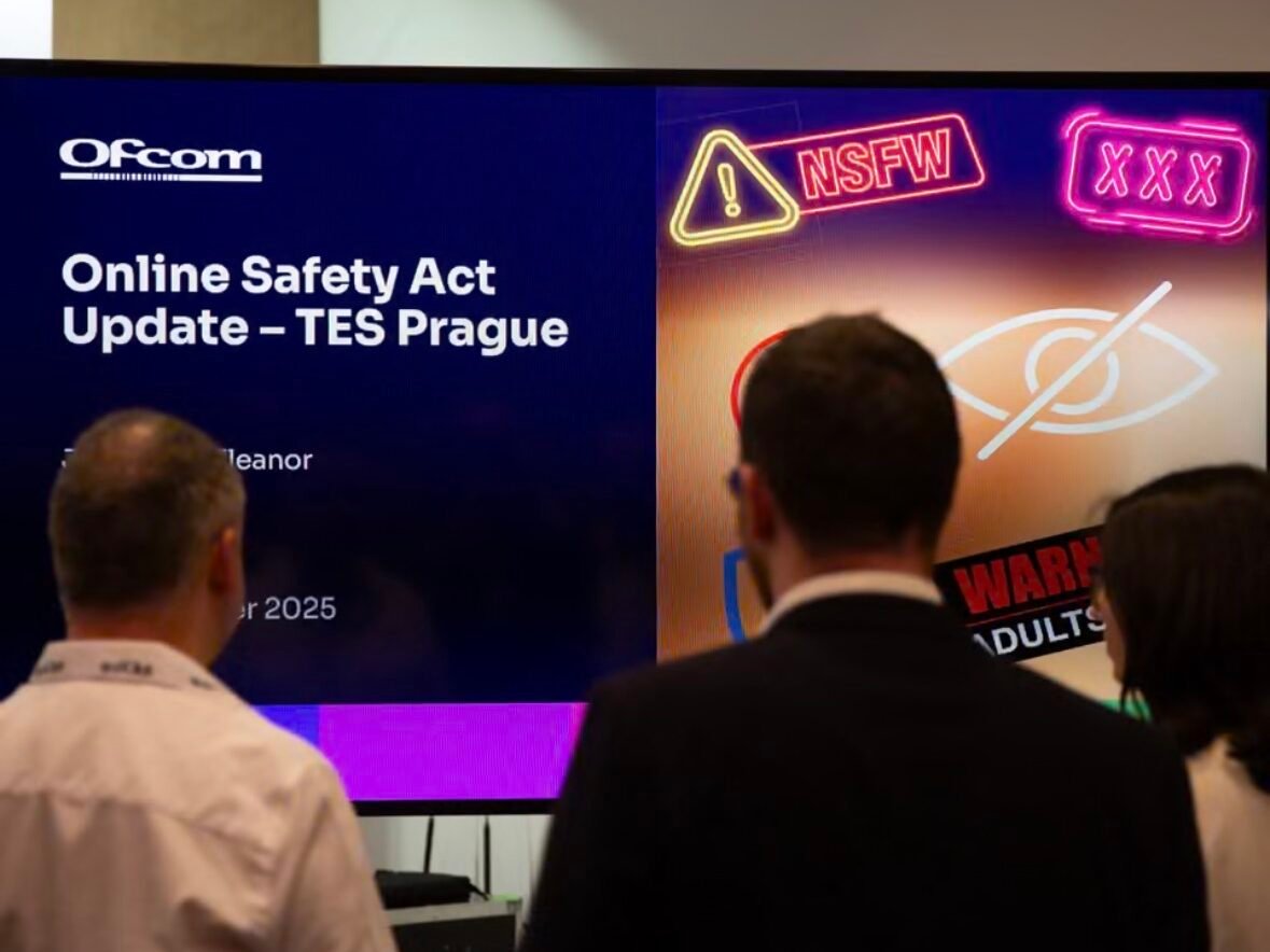 Birleşik Krallık düzenleyicisi Ofcom, TES Prag'da İngiltere'nin Çevrimiçi Güvenlik Yasası'ndaki güncellemeleri vurguluyor.