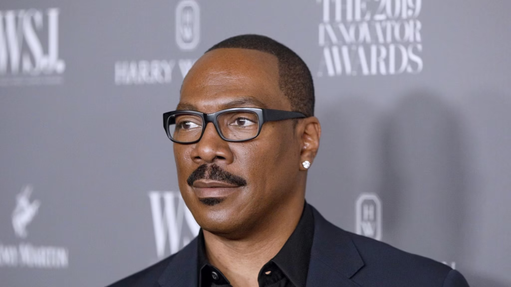 Eddie Murphy, Shrek serisinin unutulmaz karakteri Eşek’i yeniden seslendirecek.