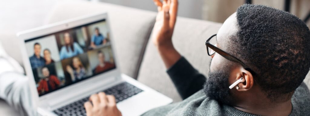 Online terapinin günden güne yaygınlaştığı ABD'deki verilere göre terapist açığı 250 bin civarında. 