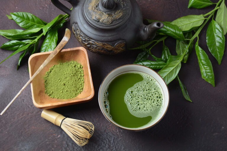 Küresel Matcha Çılgınlığı Yeşil Tozu Altına Çeviriyor