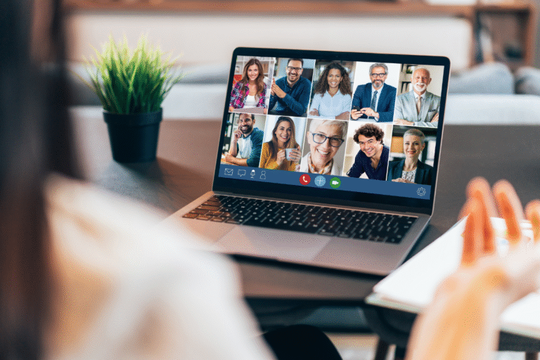 Yapay Zeka Moderatörlü Online Terapi Grupları: Etkin mi, Etik mi?